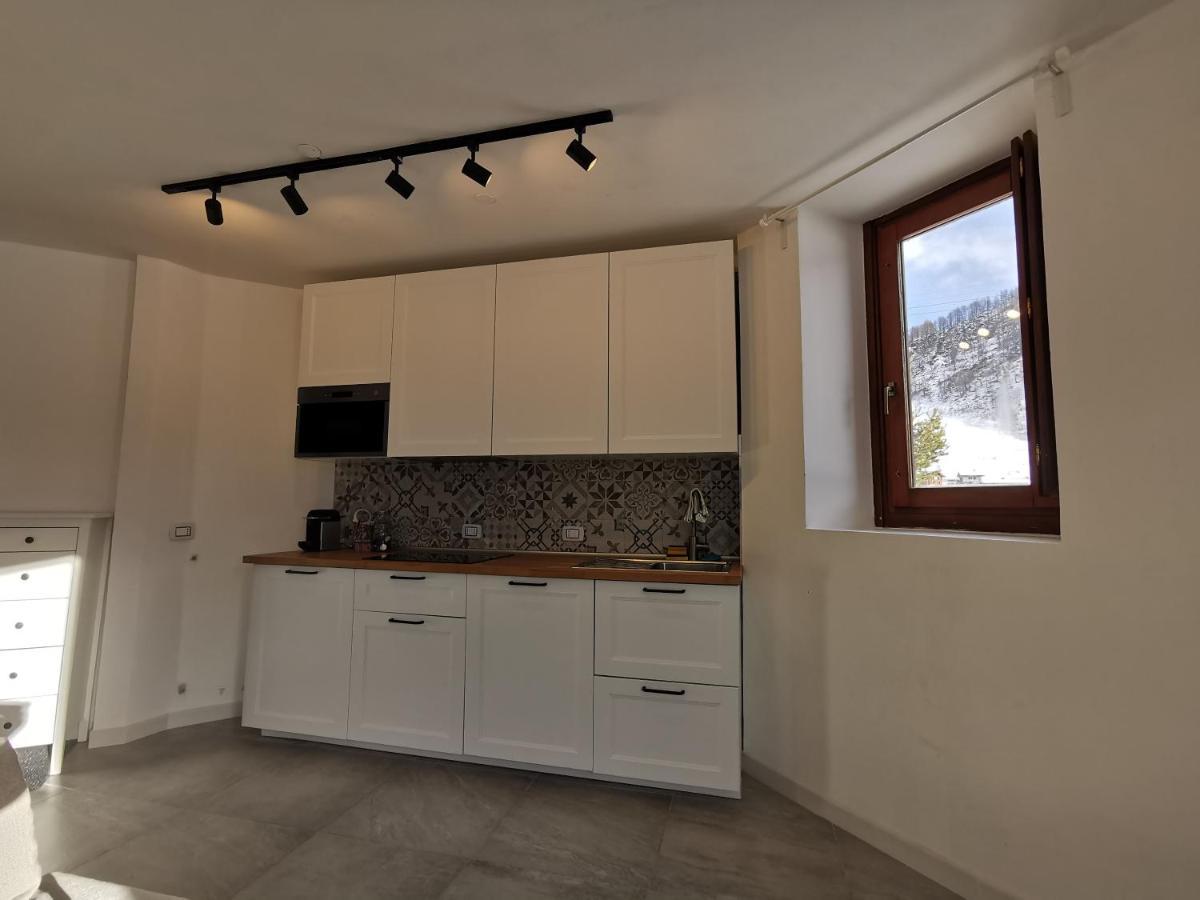 Aura Snowy Peaks Apartment At The Foot Of The Matterhorn - Cerviniaholidays-Com Breuil-Cervinia Luaran gambar